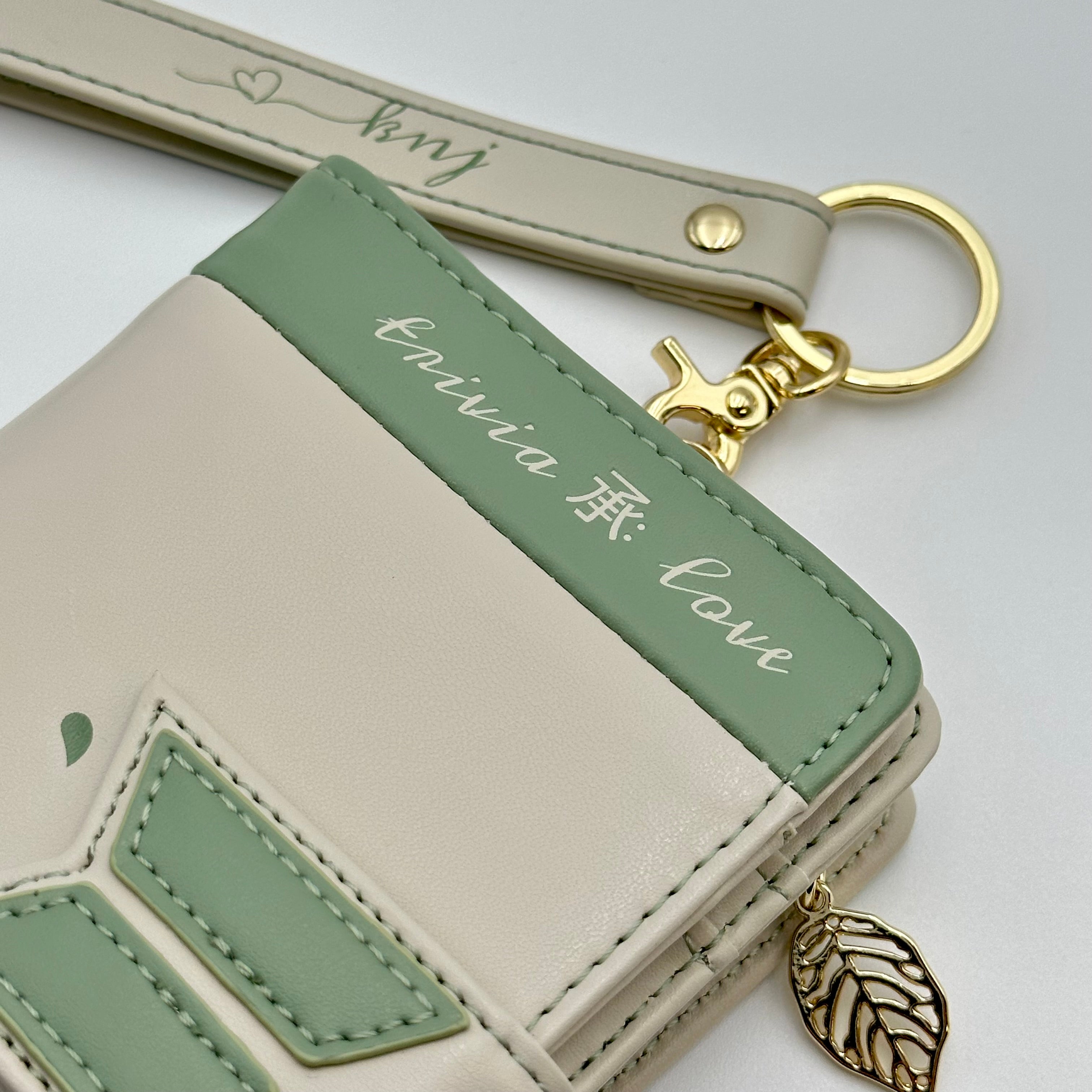 Trivia 承: Love Wallet