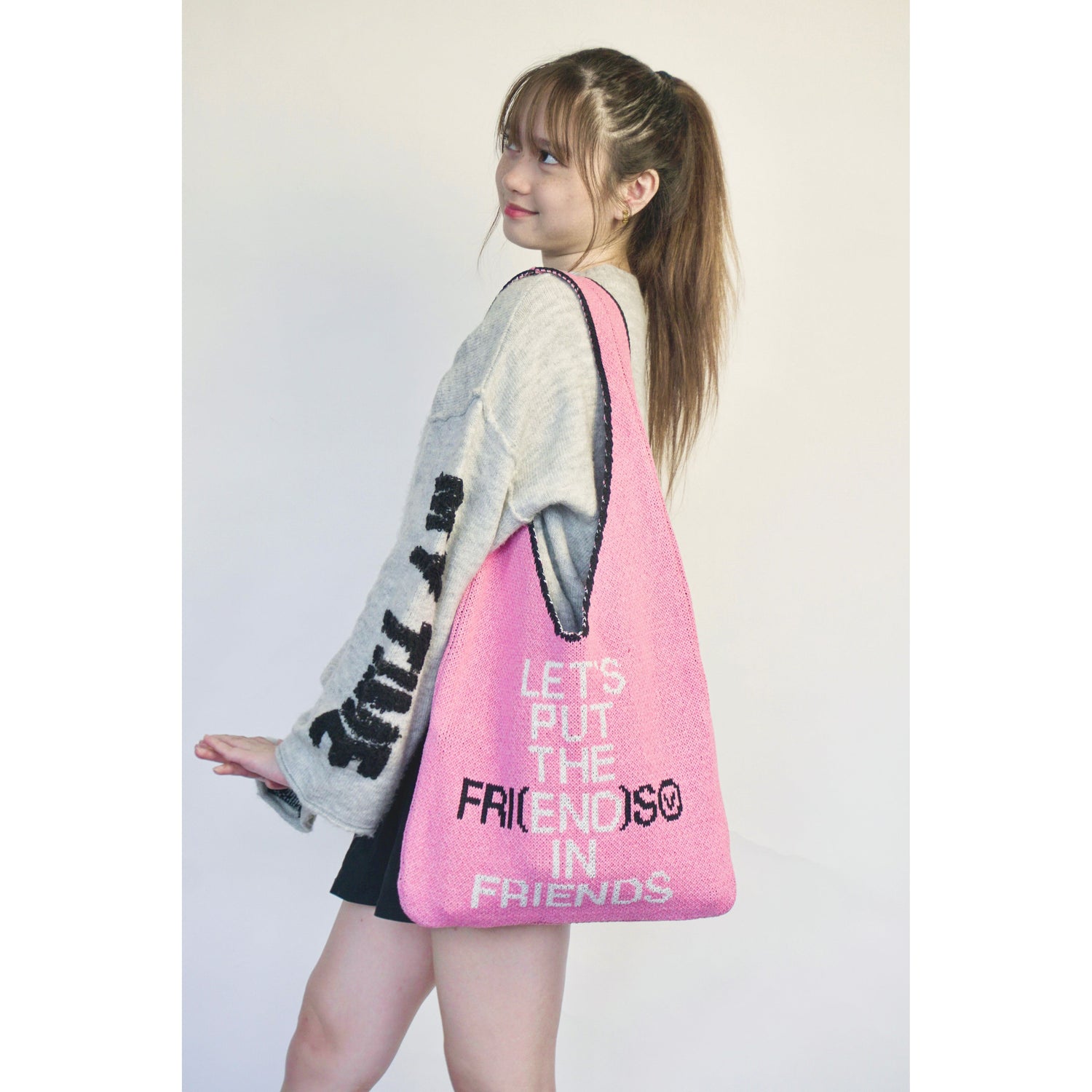 FRI(END)S Knit Tote