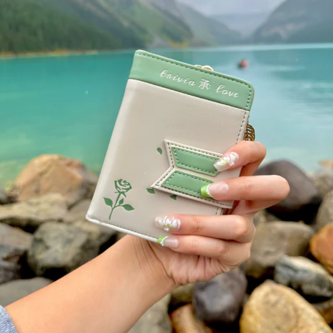 Trivia 承: Love Wallet